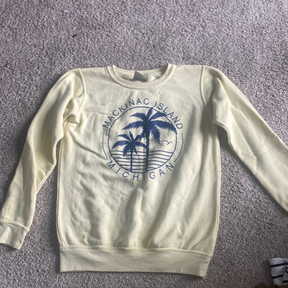 Small crew neck